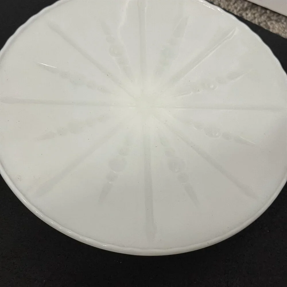 Anchor Hocking Starburst White Milk Glass 10